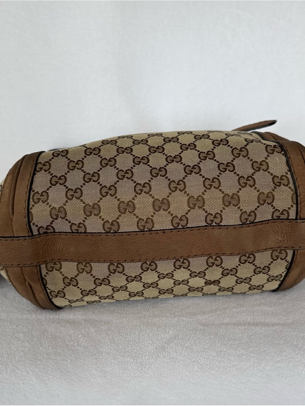 Gucci Beige and Brown GG Canvas Shoulder Bag with Gold Double G - Picture 5 of 6